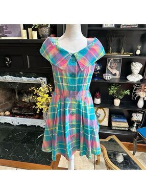 Joan Leslie Pastel Plaid Vintage 50s Dress – Size 4 – Oversized Collar